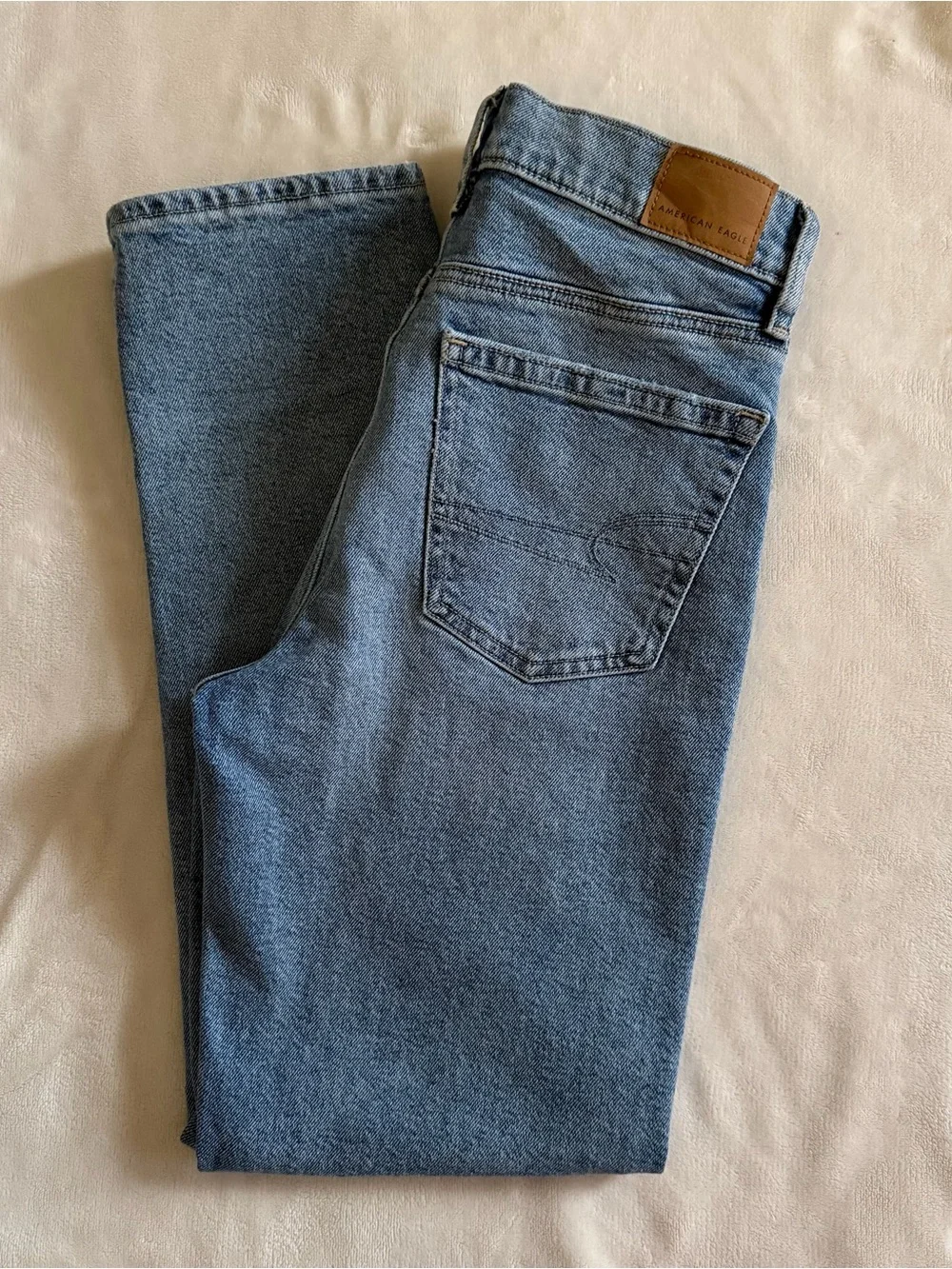 AE Super High Rise Ankle Straight Stretch Jeans NWOT - Picture 2 of 7